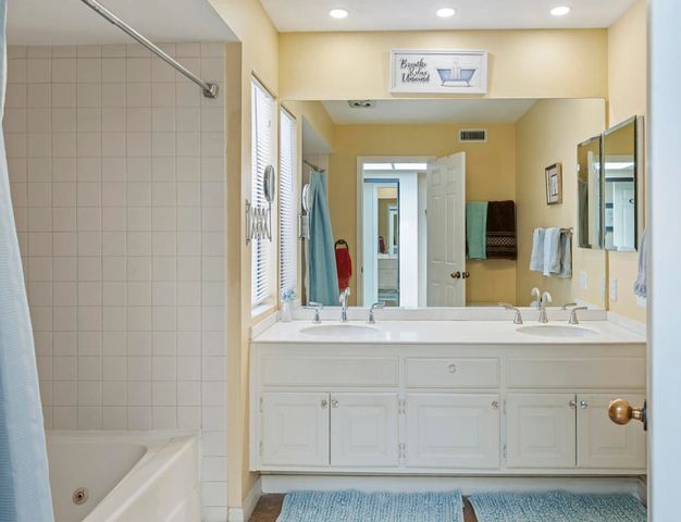 83 Tennis Club Drive, Rancho Mirage, CA 92270