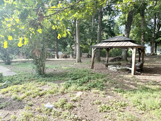 1387 Old Clarksville Pike, Pleasant View, TN 37146