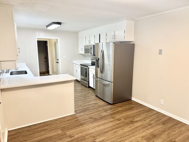 1387 Old Clarksville Pike, Pleasant View, TN 37146