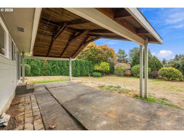 1690 Nw 1ST St, Gresham, OR 97030