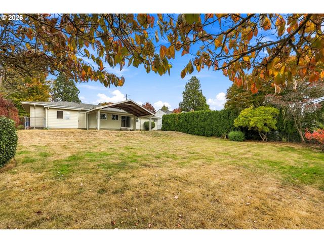 1690 Nw 1ST St, Gresham, OR 97030