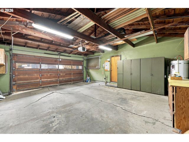1690 Nw 1ST St, Gresham, OR 97030