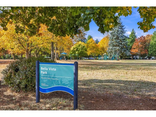 1690 Nw 1ST St, Gresham, OR 97030