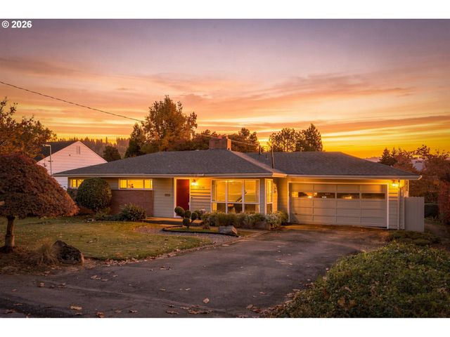 1690 Nw 1ST St, Gresham, OR 97030
