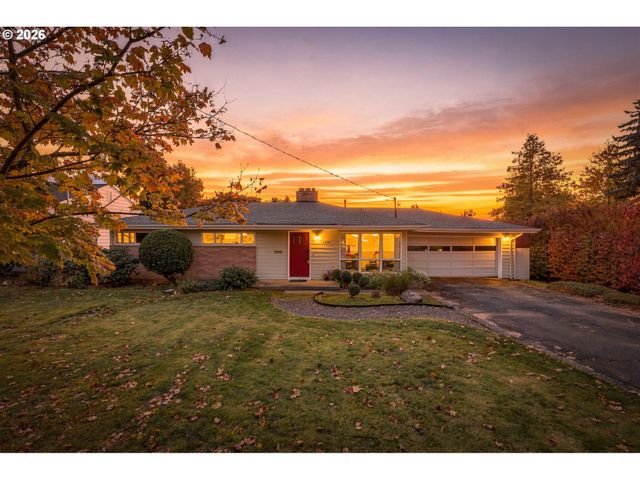 1690 Nw 1ST St, Gresham, OR 97030