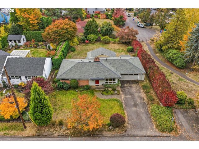 1690 Nw 1ST St, Gresham, OR 97030