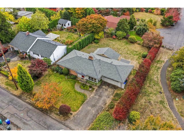 1690 Nw 1ST St, Gresham, OR 97030