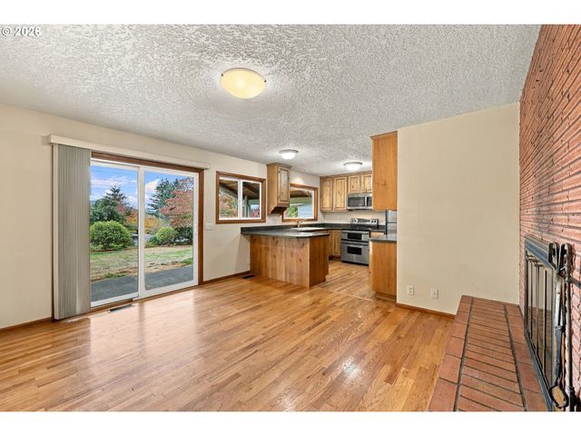 1690 Nw 1ST St, Gresham, OR 97030