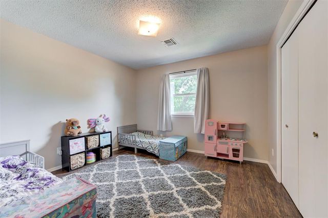 4225 Clendon Way, Del City, OK 73115