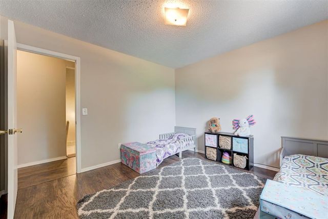 4225 Clendon Way, Del City, OK 73115