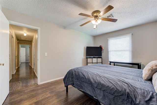 4225 Clendon Way, Del City, OK 73115