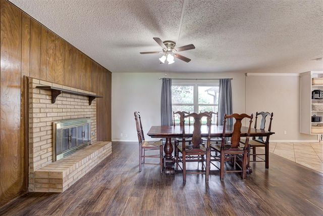 4225 Clendon Way, Del City, OK 73115
