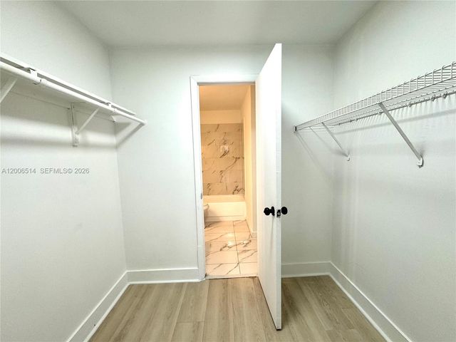 12215 W Dixie Hwy 304, North Miami, FL 33161