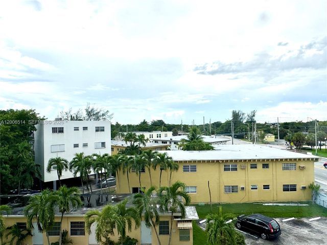 12215 W Dixie Hwy 304, North Miami, FL 33161