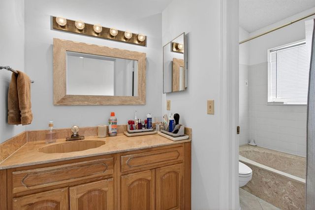 2274 Discovery Circle W 2274, Deerfield Beach, FL 33442