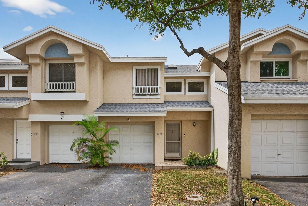 2274 Discovery Circle W 2274, Deerfield Beach, FL 33442