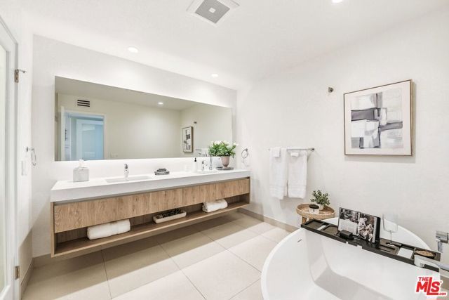 6489 Cavalleri Road 202, Malibu, CA 90265