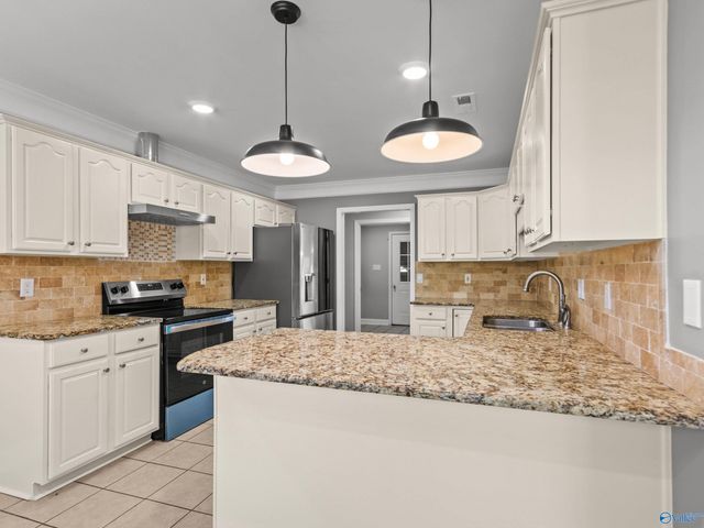 2422 Alexandria Street SW, Decatur, AL 35603