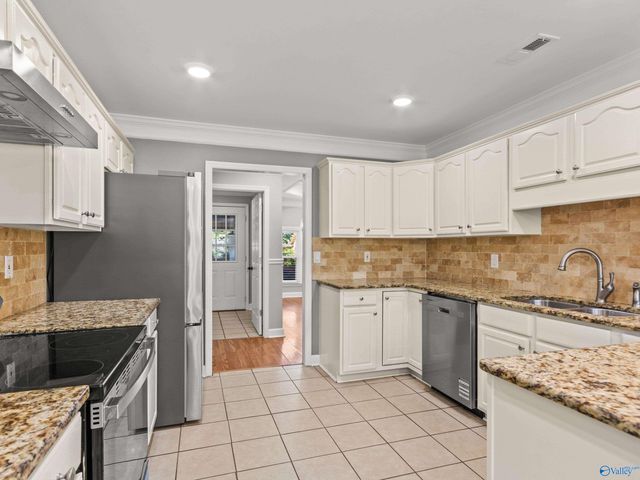 2422 Alexandria Street SW, Decatur, AL 35603