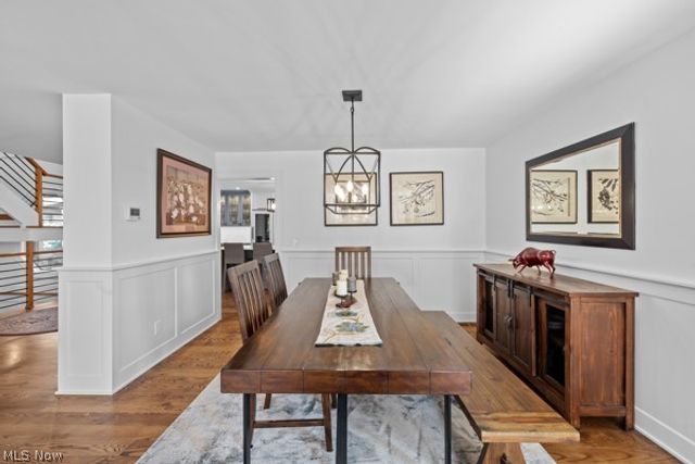 410 Darbys Run, Bay Village, OH 44140