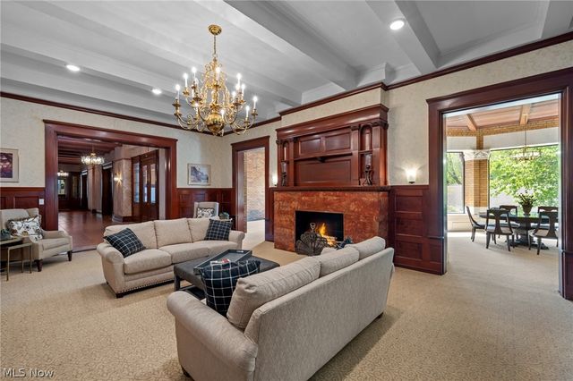 410 Darbys Run, Bay Village, OH 44140