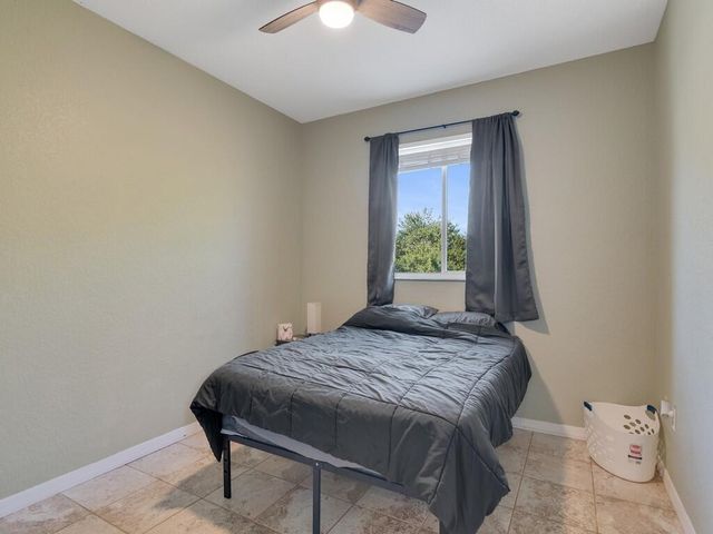 2529 Stockbridge Square SW, Vero Beach, FL 32962