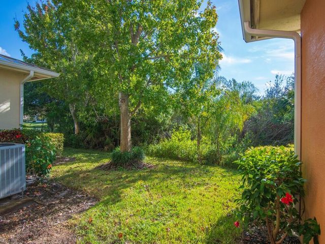 2529 Stockbridge Square SW, Vero Beach, FL 32962