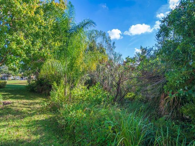 2529 Stockbridge Square SW, Vero Beach, FL 32962