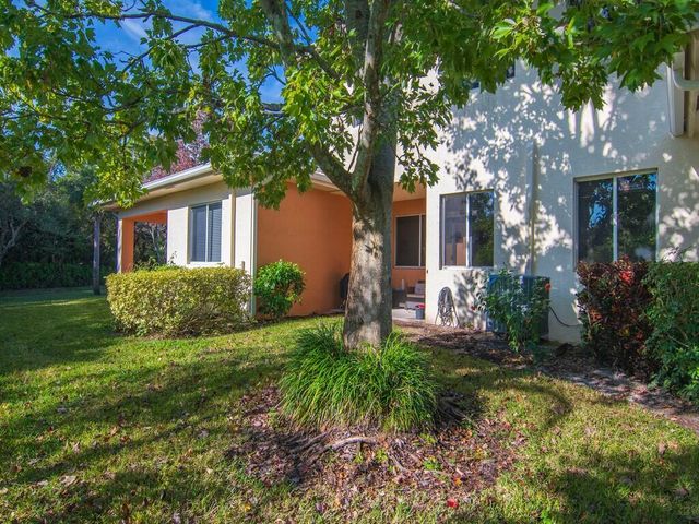 2529 Stockbridge Square SW, Vero Beach, FL 32962