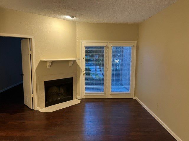 5550 Spring Valley Road F15, Dallas, TX 75254