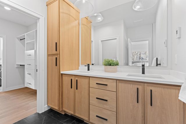 2665 Timber Oaks Road SW, Rochester, MN 55902