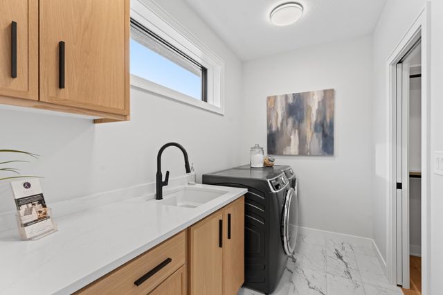 2665 Timber Oaks Road SW, Rochester, MN 55902