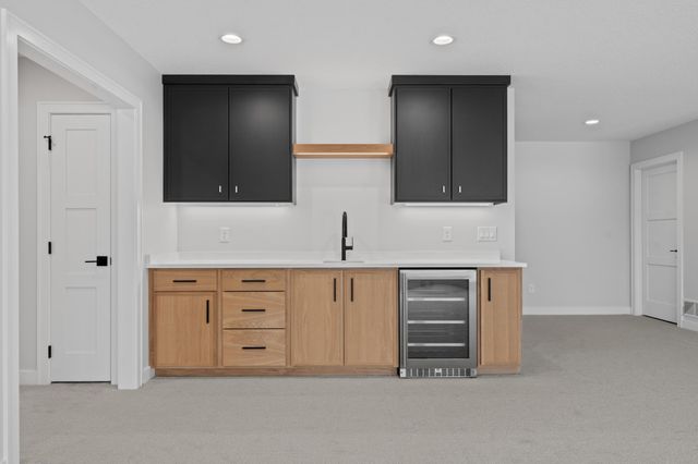 2665 Timber Oaks Road SW, Rochester, MN 55902