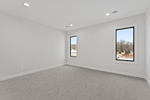 2665 Timber Oaks Road SW, Rochester, MN 55902