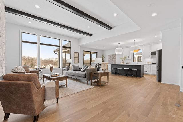 2665 Timber Oaks Road SW, Rochester, MN 55902