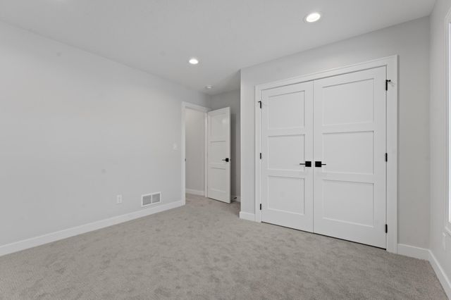 2665 Timber Oaks Road SW, Rochester, MN 55902