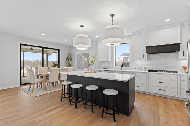 2665 Timber Oaks Road SW, Rochester, MN 55902