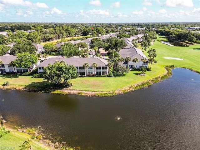 2070 Aberdeen LN 101, Naples, FL 34109