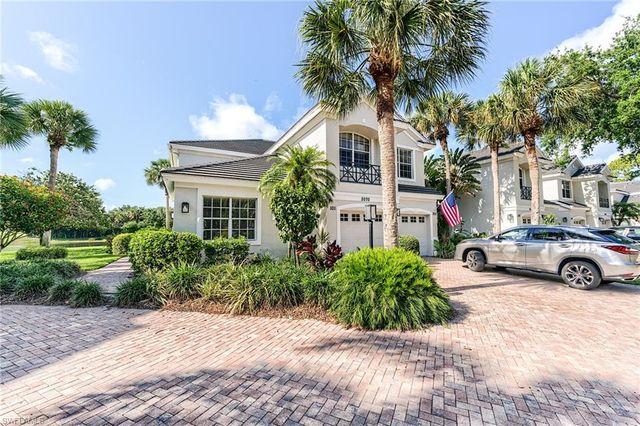2070 Aberdeen LN 101, Naples, FL 34109
