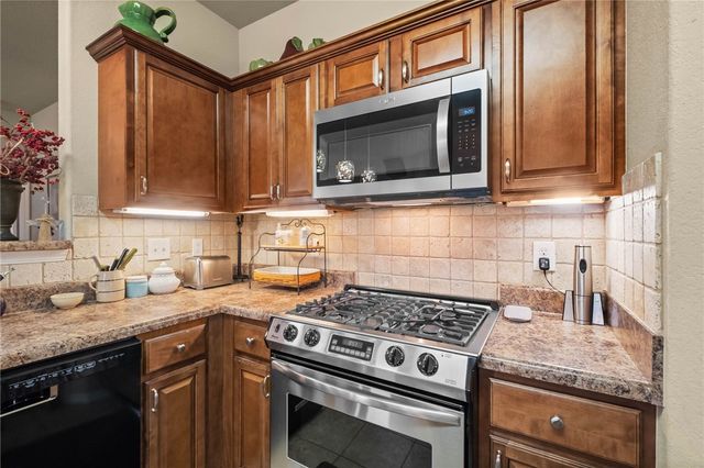 3060 Hook Lane, Farmington, AR 72730
