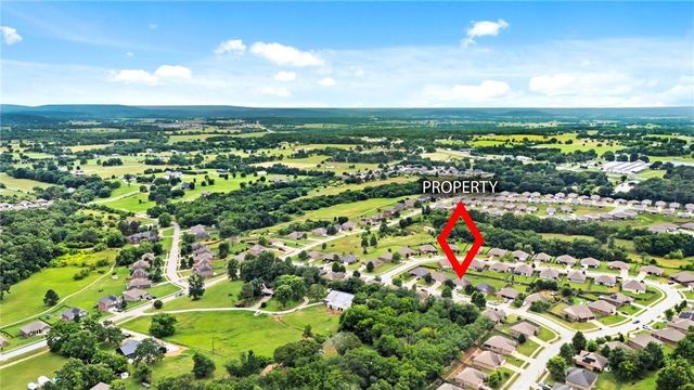 3060 Hook Lane, Farmington, AR 72730