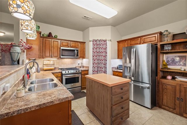 3060 Hook Lane, Farmington, AR 72730