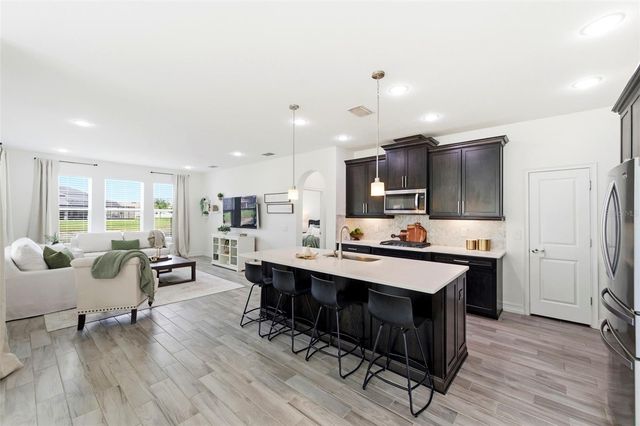 28907 REVARO LANE, Wesley Chapel, FL 33543