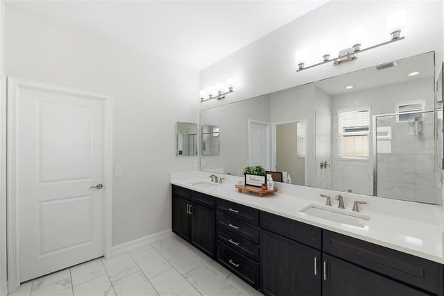 28907 REVARO LANE, Wesley Chapel, FL 33543