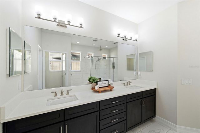 28907 REVARO LANE, Wesley Chapel, FL 33543