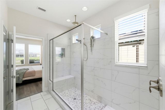 28907 REVARO LANE, Wesley Chapel, FL 33543