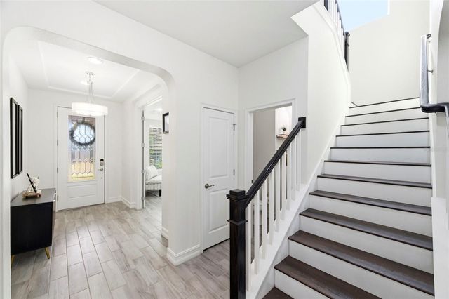 28907 REVARO LANE, Wesley Chapel, FL 33543