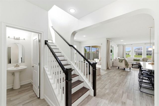 28907 REVARO LANE, Wesley Chapel, FL 33543