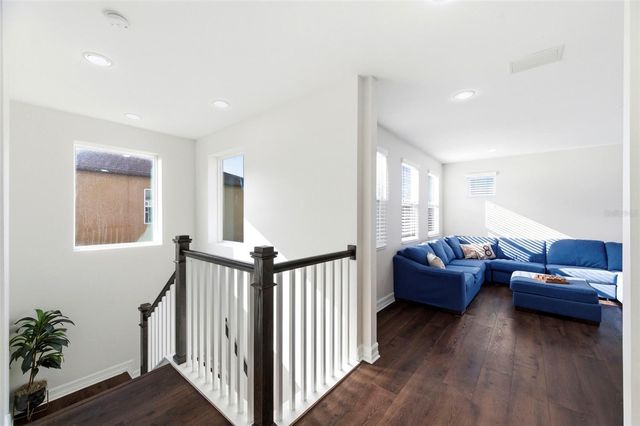 28907 REVARO LANE, Wesley Chapel, FL 33543