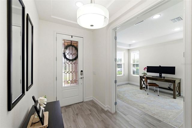 28907 REVARO LANE, Wesley Chapel, FL 33543